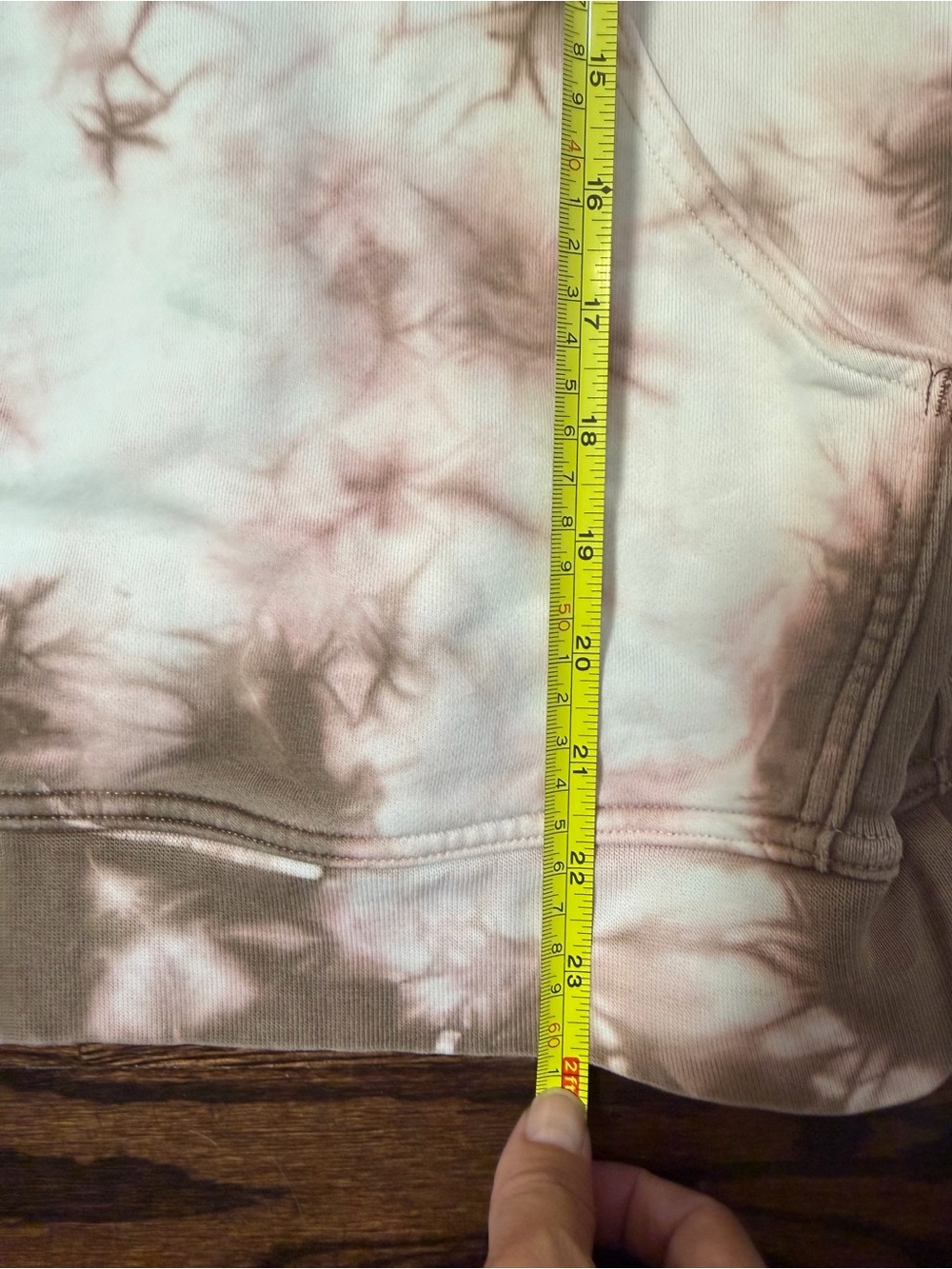 lululemon athletica Women's Tie-Dye Hoodie in Cream and Brown - Picture 8 of 10
